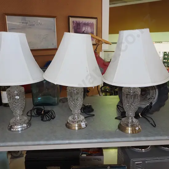 3x glass based table lamps H460 - shades need a dust/clean