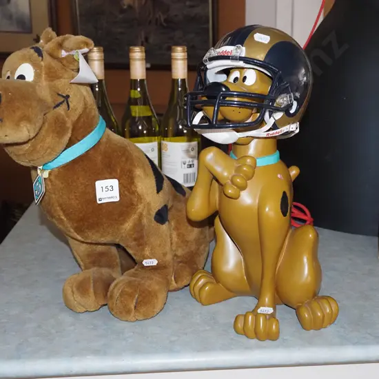 composite Scooby Doo figurine (crack), Scooby Doo soft toy H330