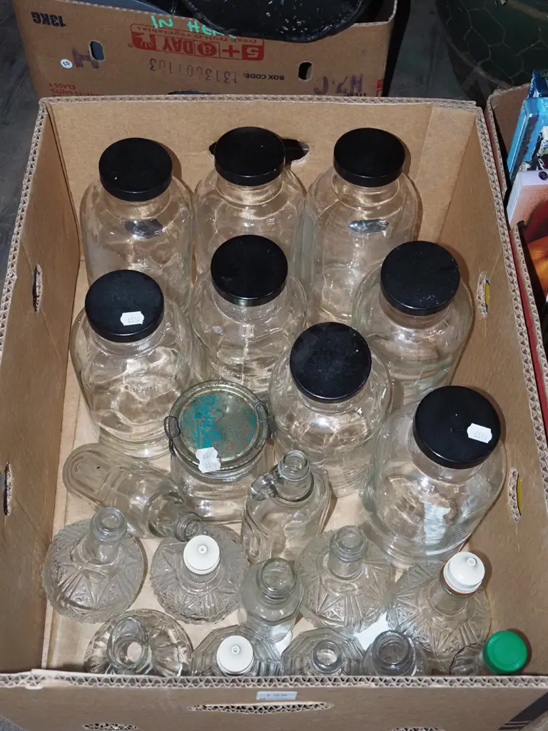 box; storage canisters, various bottles Image 1++