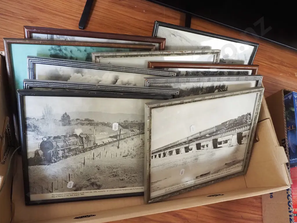 box; various NZ train prints Image 1++