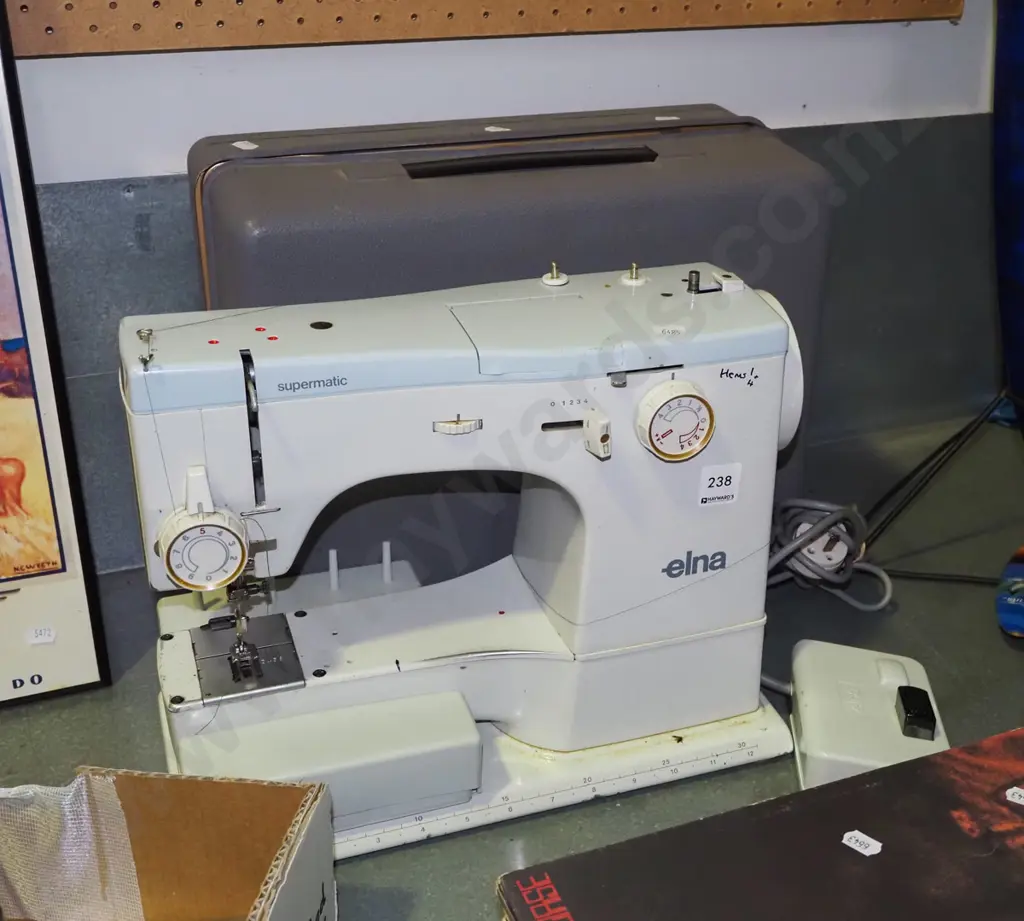 Elna sewing machine Image 1++