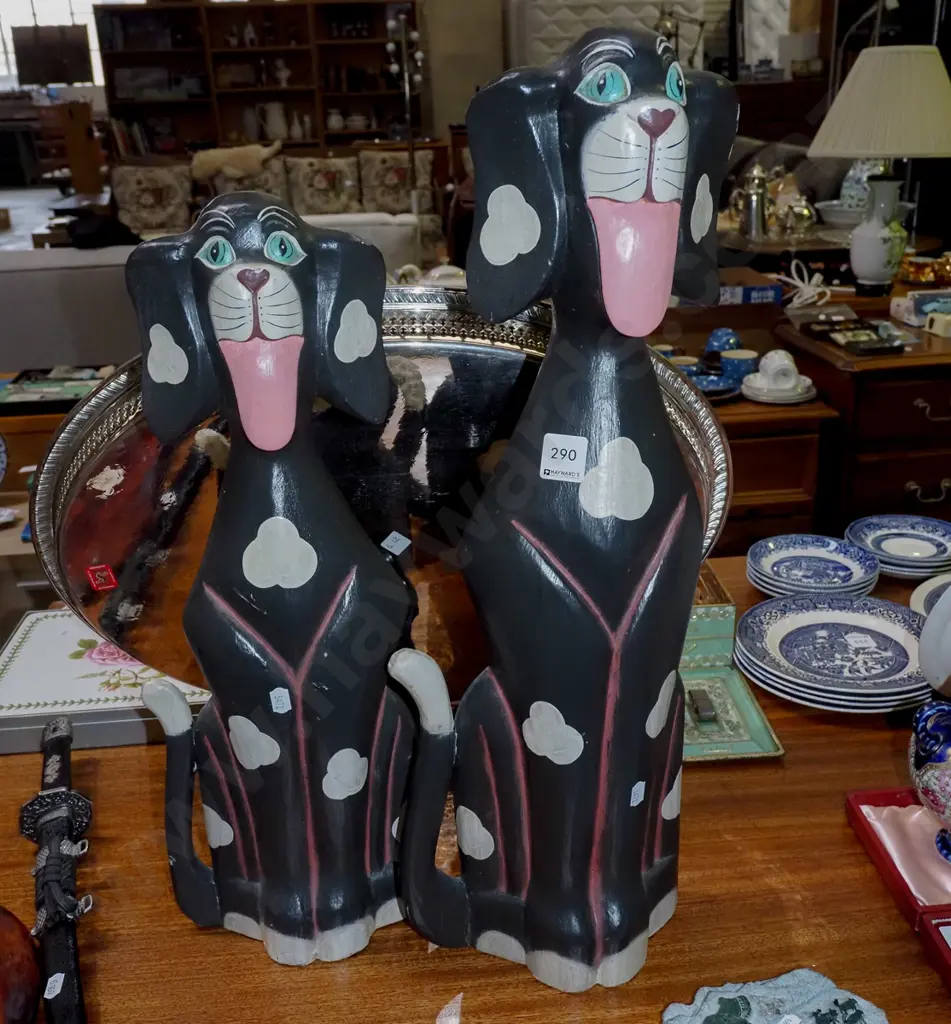 2x carved wooden dog figurines H600 Image 1++