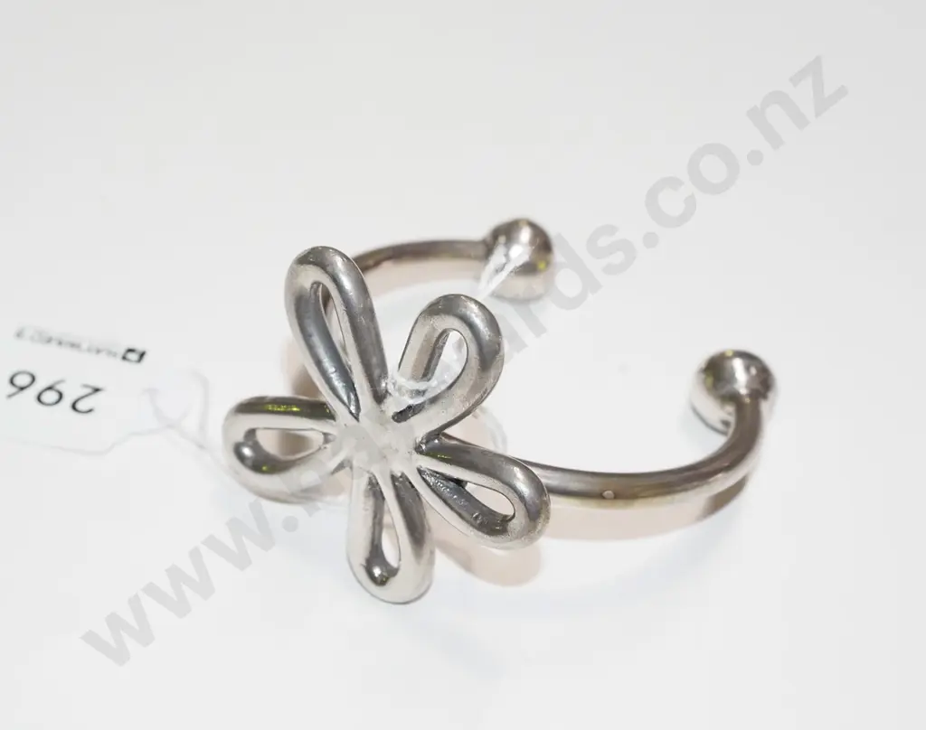 Sterling metal pontius bracelet Image 1++