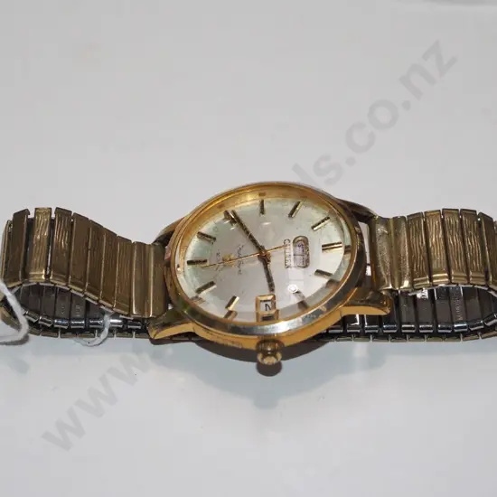 men's Citizens wristwatch