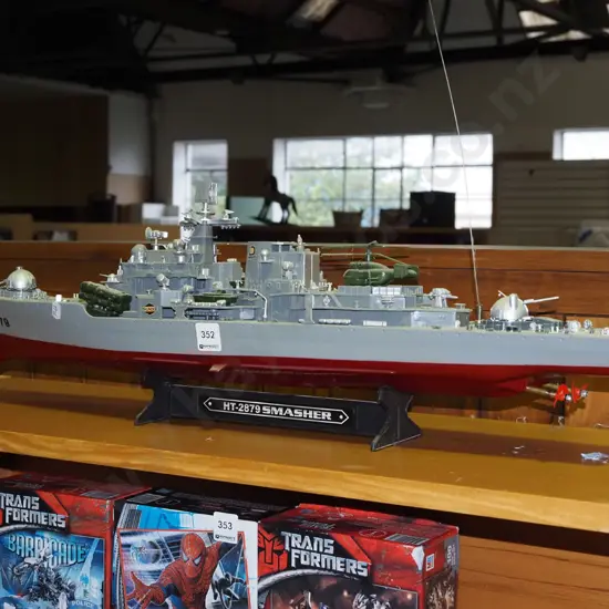 plastic model of an icebreaker ship L-760