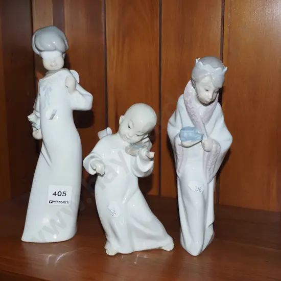 3 Lladro figurines - damage or missing pieces