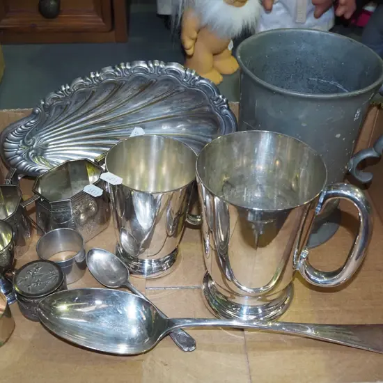 box; plated ware, napkin rings, pewter tankard etc