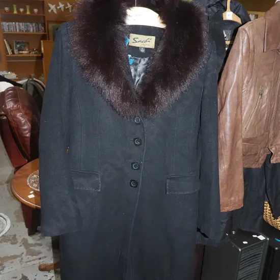 Sachi Collection faux fur trimmed ladies size 4 coat