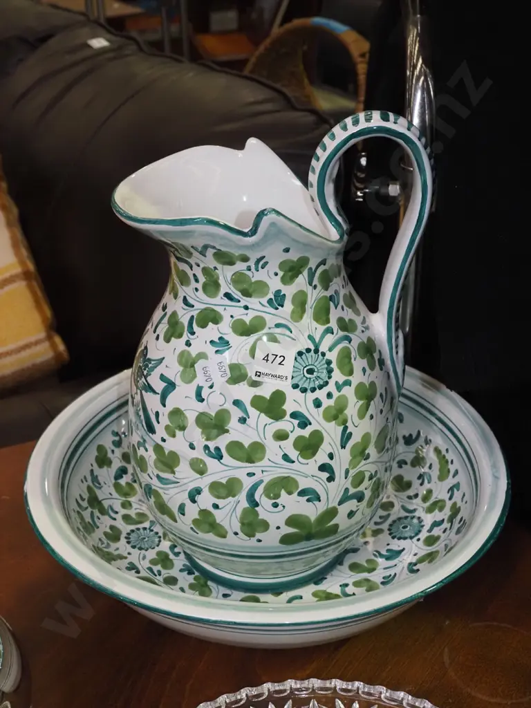 hanad painted Italian jug and wash bowl Image 1++