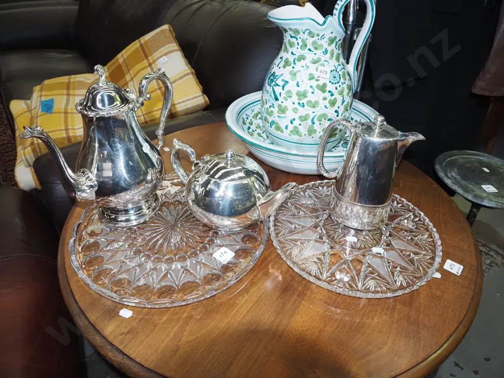 2x footed crystal trays, plated teapots, coffee pots Image 1++