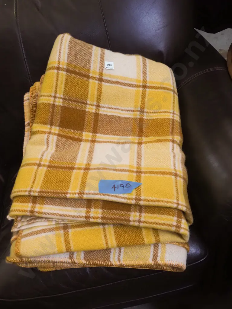 2x yellow and brown checked woollen blankets Image 1++