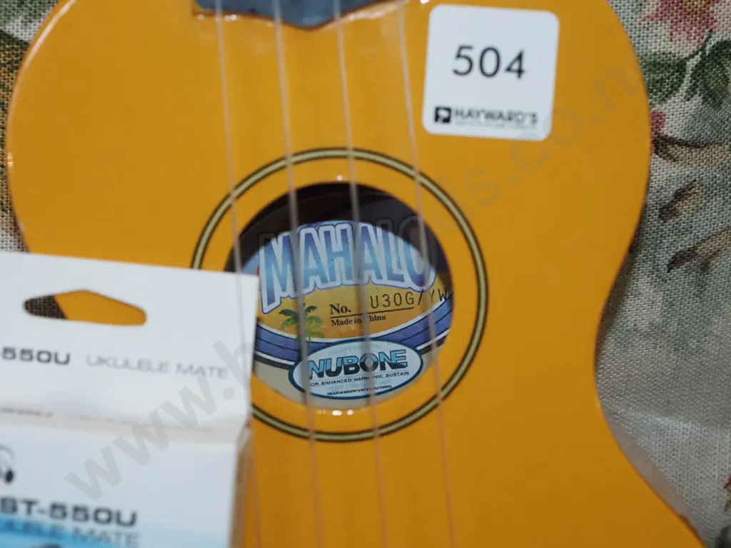 Mahalo ukelele with digital tuner Image 1++