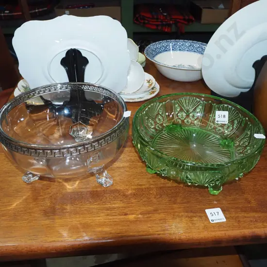 footed depression bowl, plated rimmed footed bowl