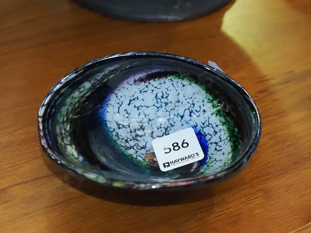 Hokitika art glass paua shell Image 1++