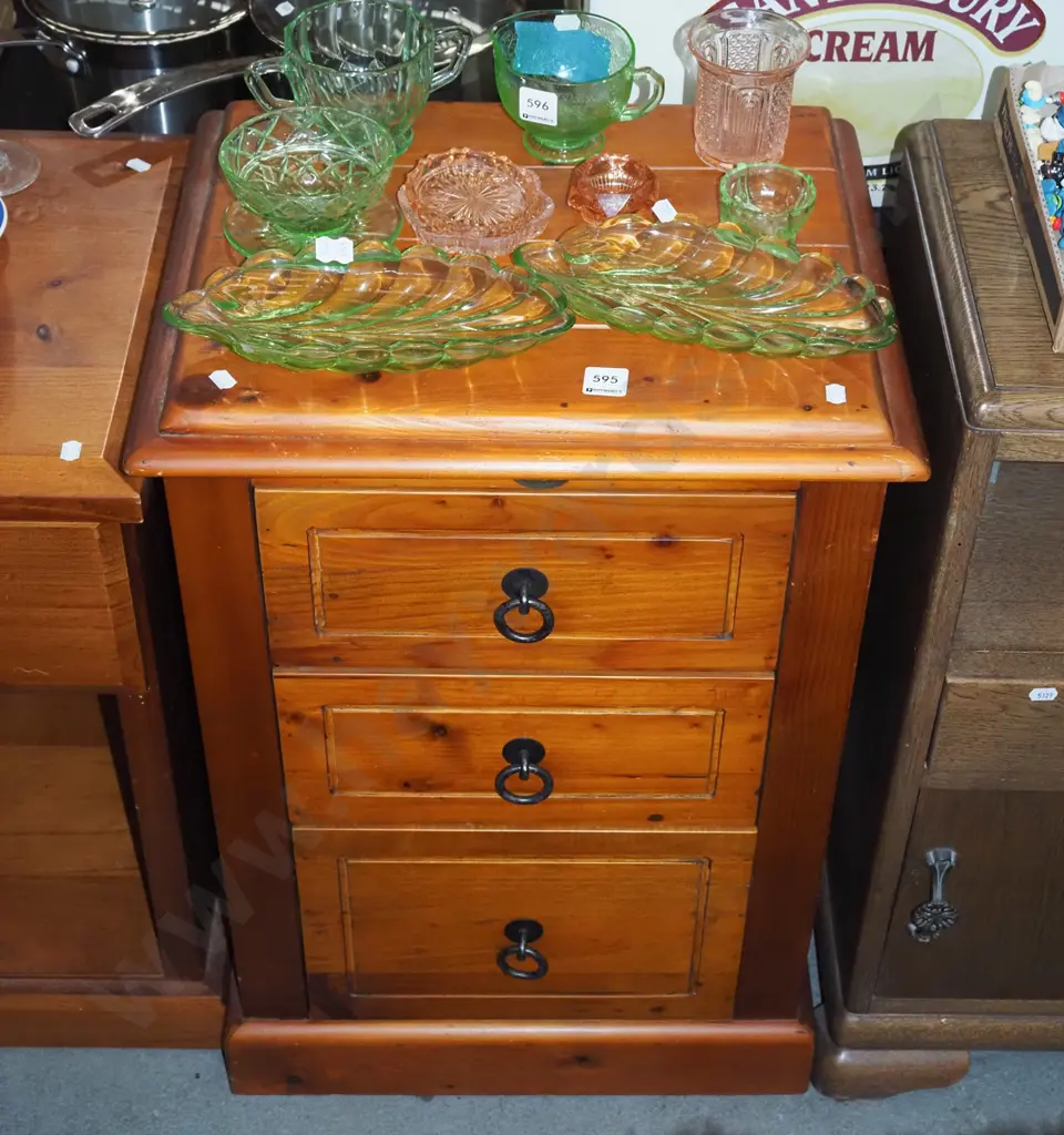 solid pine 3 drawer bedside cabinets Image 1++