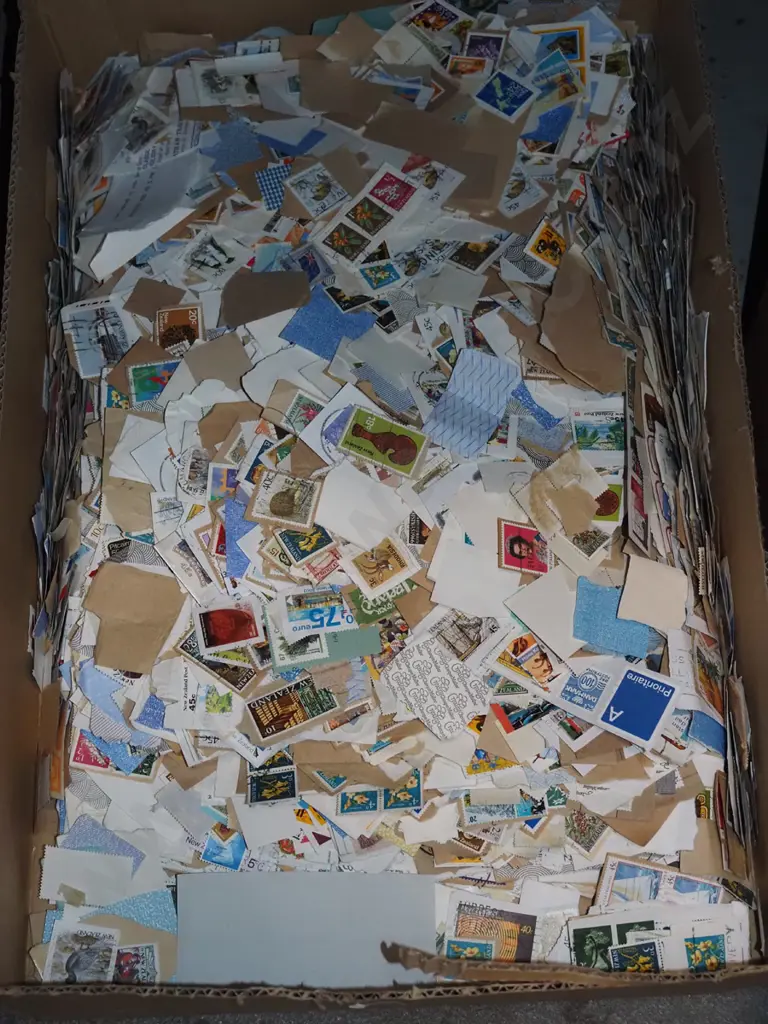 box of loose stamps Image 1++