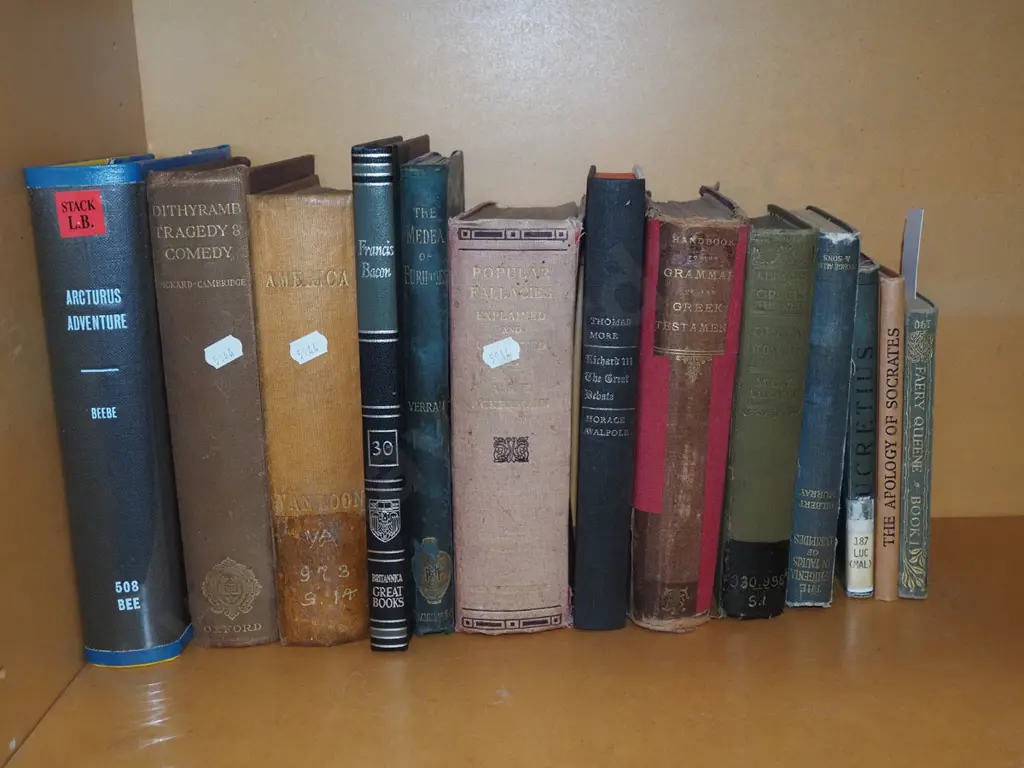 various books Image 1++