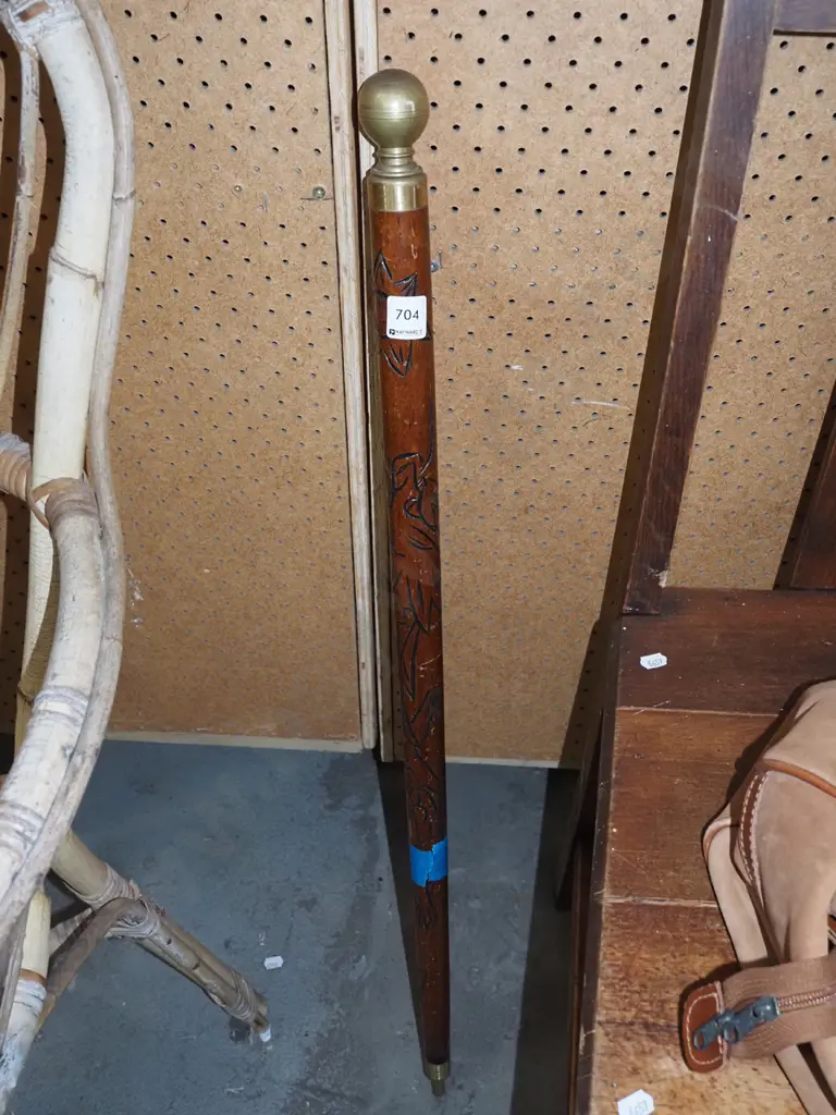 combination walking stick/pool cue - nib needs attention Image 1++