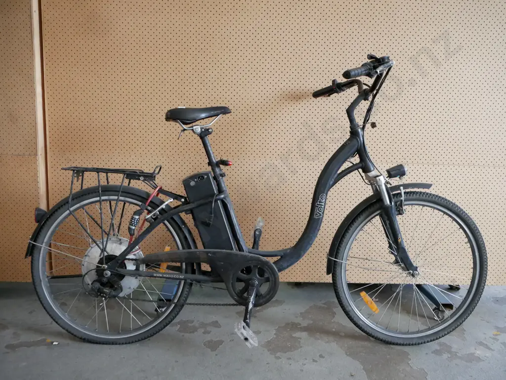 Black Volto E-Bike Image 1++