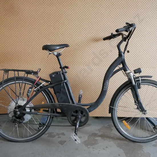 Black Volto E-Bike