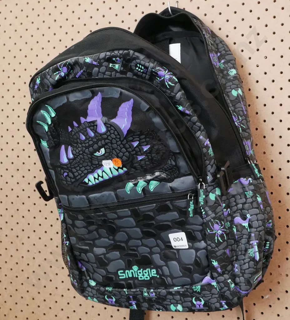 Smiggle reusable shopping bag & back pack Image 1++