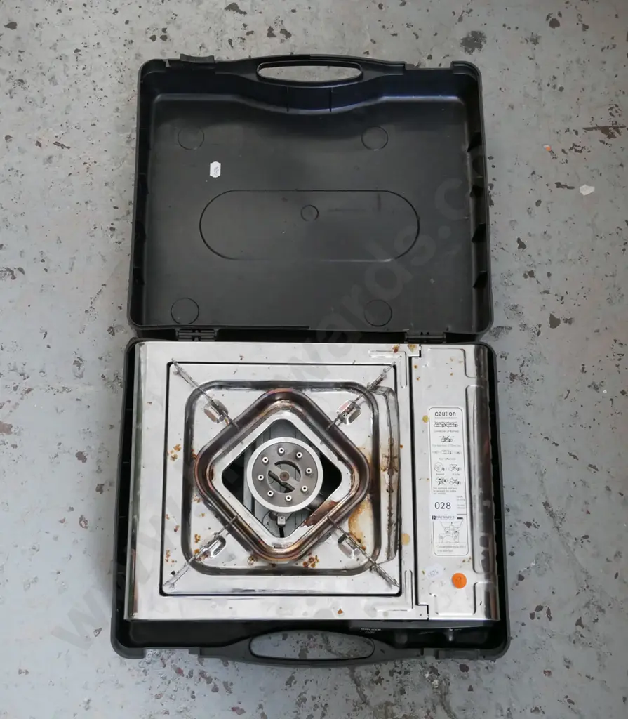 Gas Craft portable stove in black plastic case Image 1++