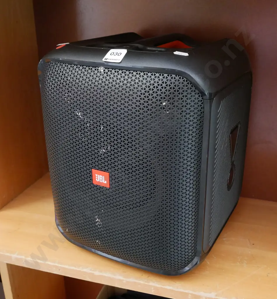 JBL PartyBox Encore Essential portable Bluetooth speaker - no power cord Image 1++