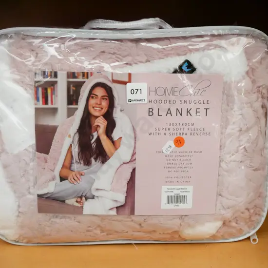 Homechic hooded blanket