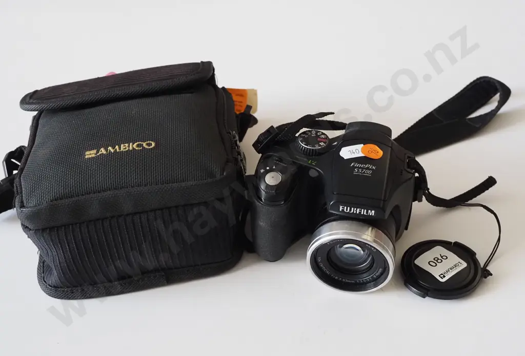 Fuji Camera in bag Image 1++