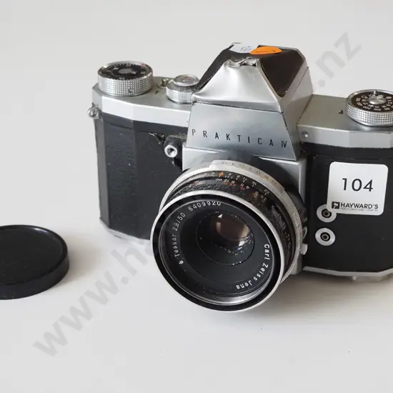 Praktica IV film camera, damaged