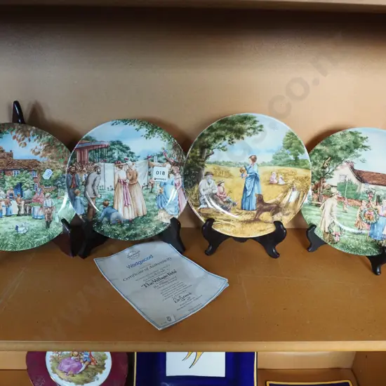 4x Wedgwood cabinet plates