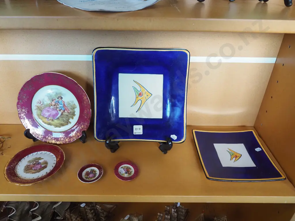 Limoges plates, 2x Temuka tropical fish plates Image 1++