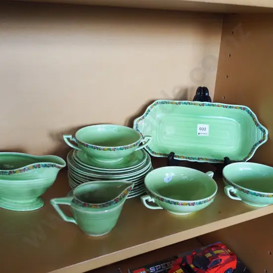 Crown Ducal green and floral dishes, bowls etc