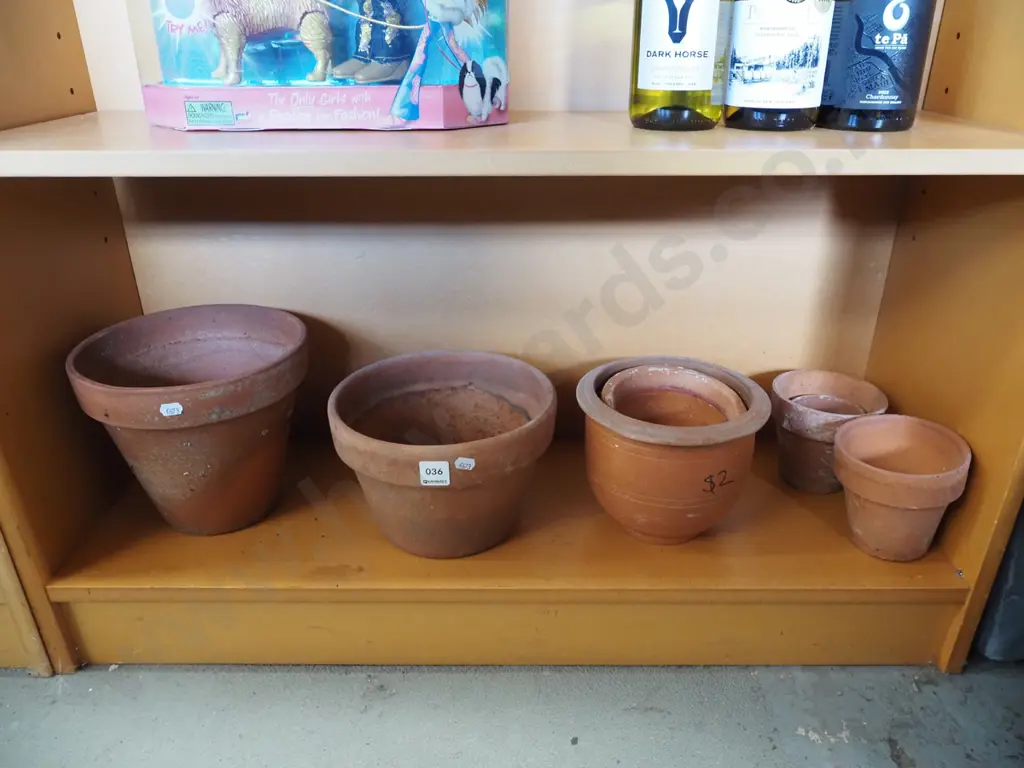 shelf; terracotta planters Image 1++