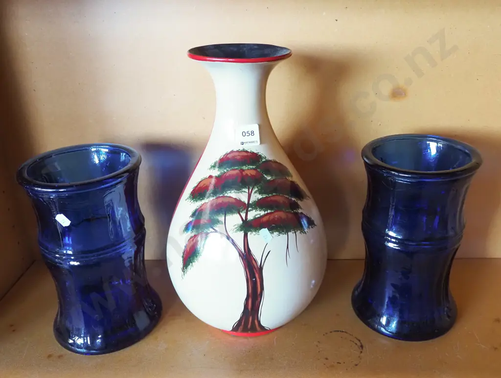 hand painted vase, 2x glass vases H390 Image 1++
