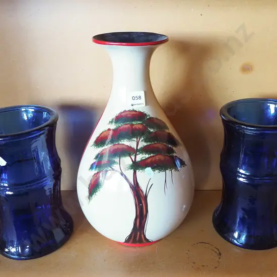 hand painted vase, 2x glass vases H390