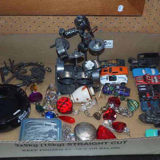 box; model vehicles, ashtray, figurine etc