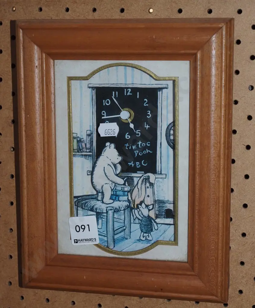 Winnie the Pooh paper cut out wall clock Image 1++