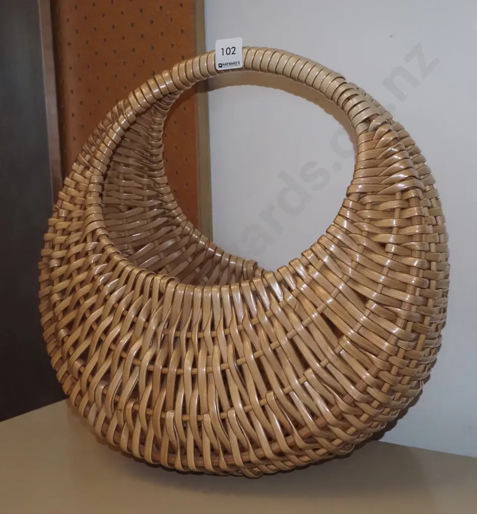 woven plastic cane linen basket Image 1++