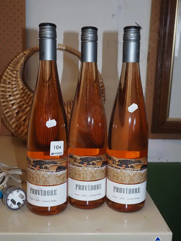3x bottles of Providore 2018 rose Image 1++
