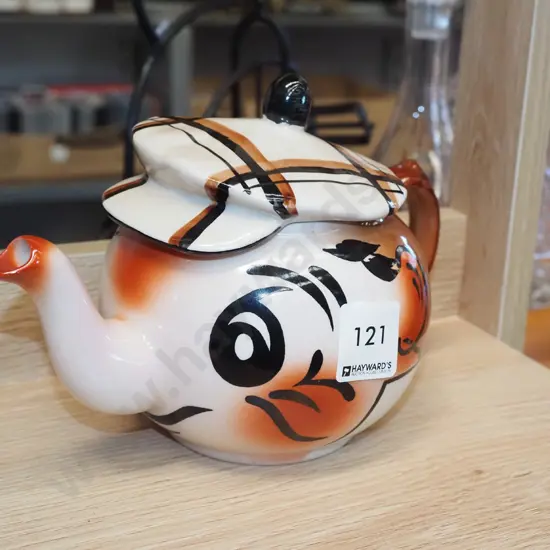 Wade golf themed teapot 