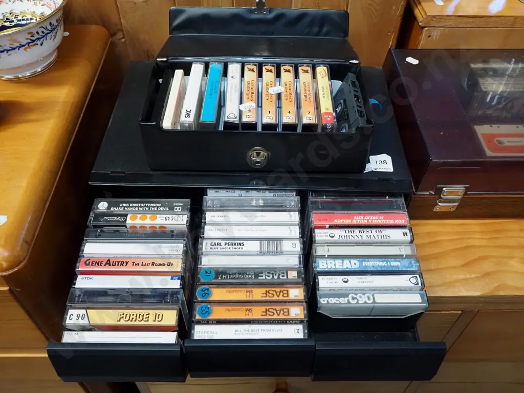 tape cassette holders, various  cassettes Image 1++
