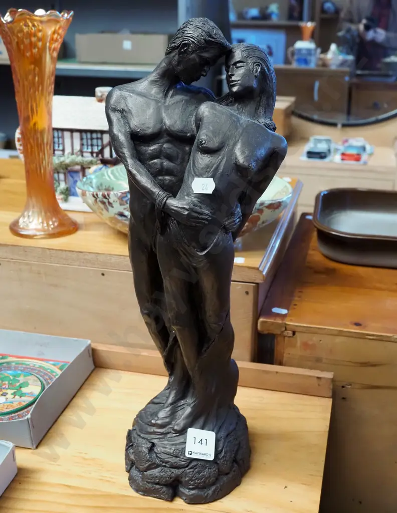 composite figurine H400 Image 1++