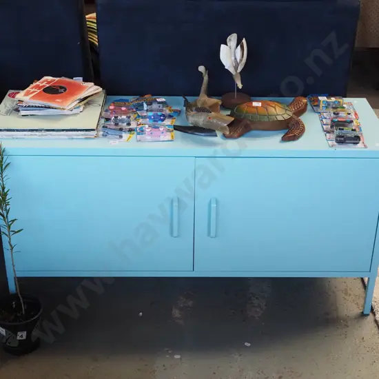 metal teal 2 door cabinet H600 W1150 W400