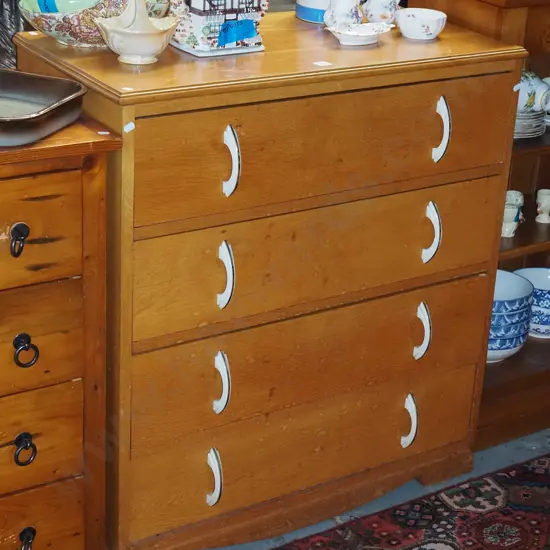 oak 4 drawer chest H890 W820 D410