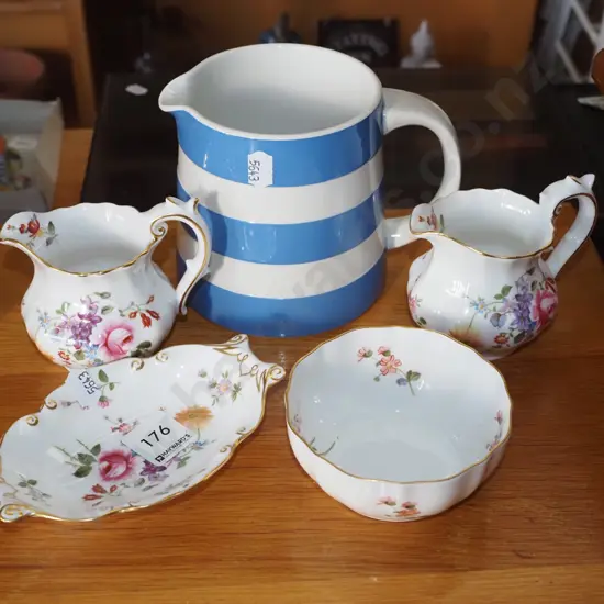 Crown Derby posies jugs, bowls, milk jug
