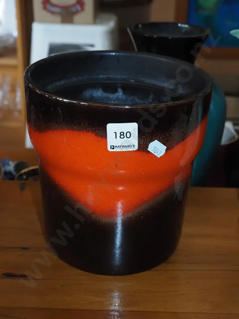 German pottery jardiniere/planter Image 1++