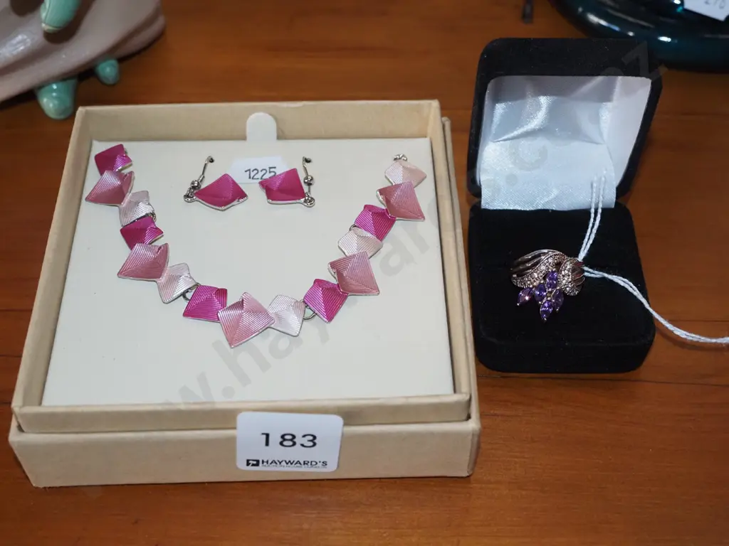 necklace and earring set, dress ring Image 1++