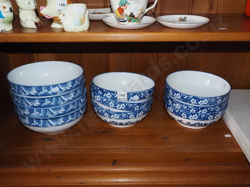 10x blue and white Asian soup bowls Image 1++
