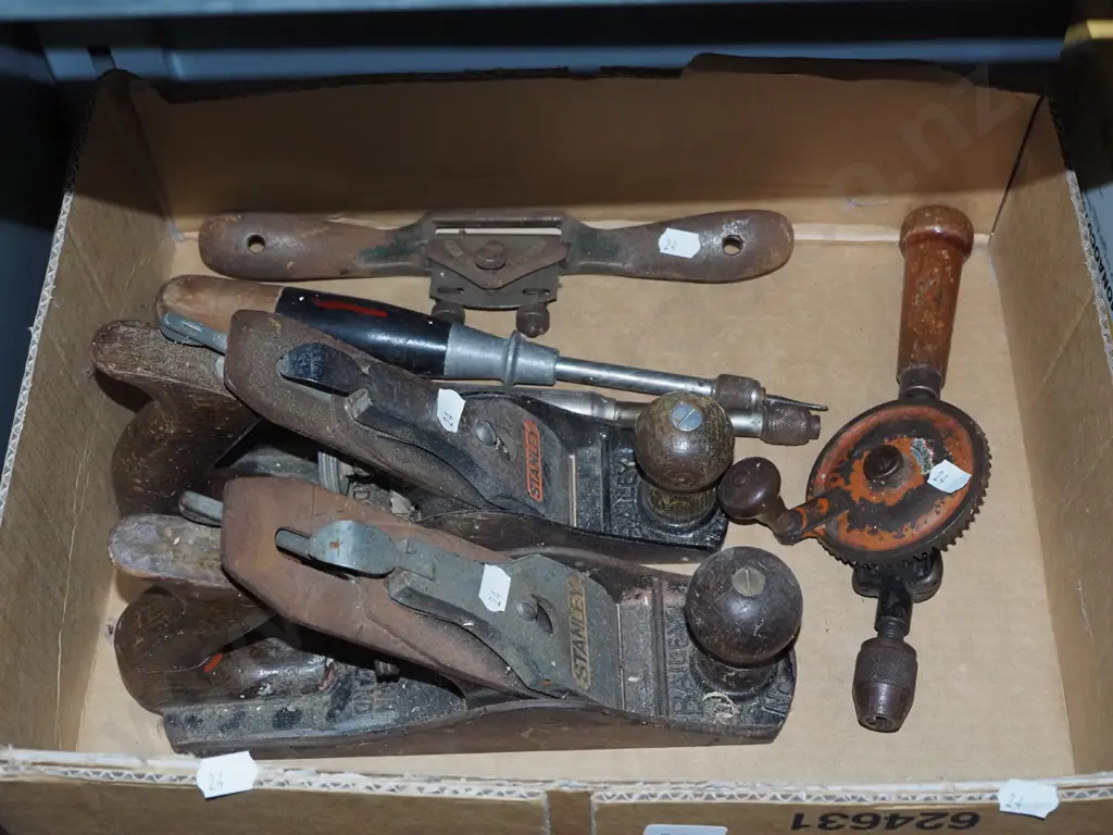 box; hand planes, egg beater drill, spoke shave etc Image 1++